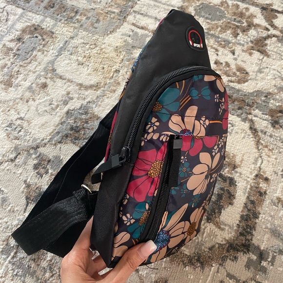 New Floral Colorblock Backpack Crossbody Shoulder Sling Bag NWT - Picture 11 of 16